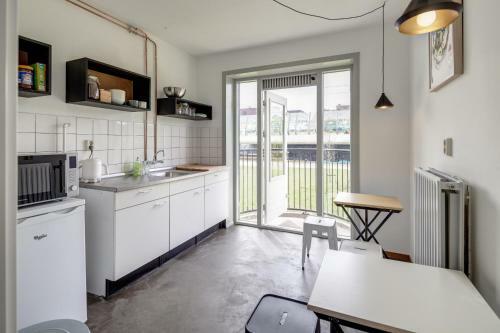 Hostal Bed And Breakfast Zuid Oost Heesterveld / Bnb Zoh
