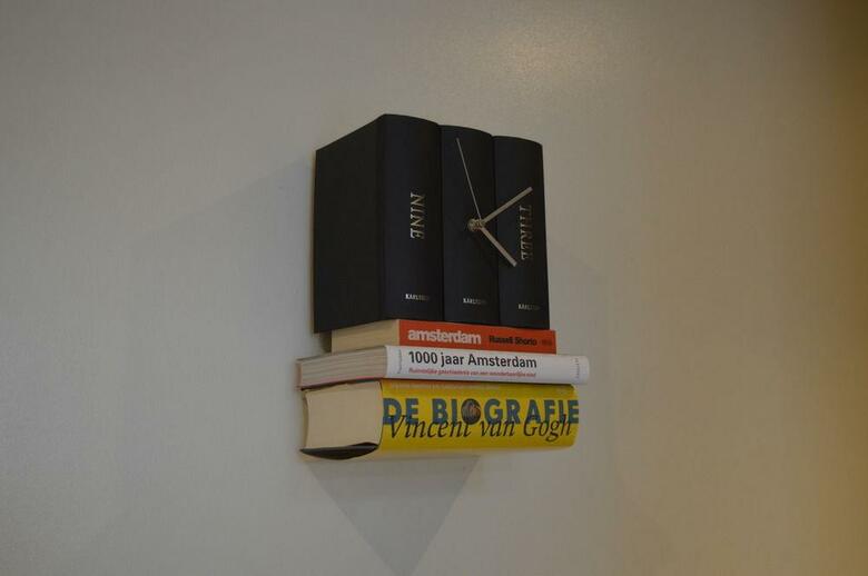 Hotel Library