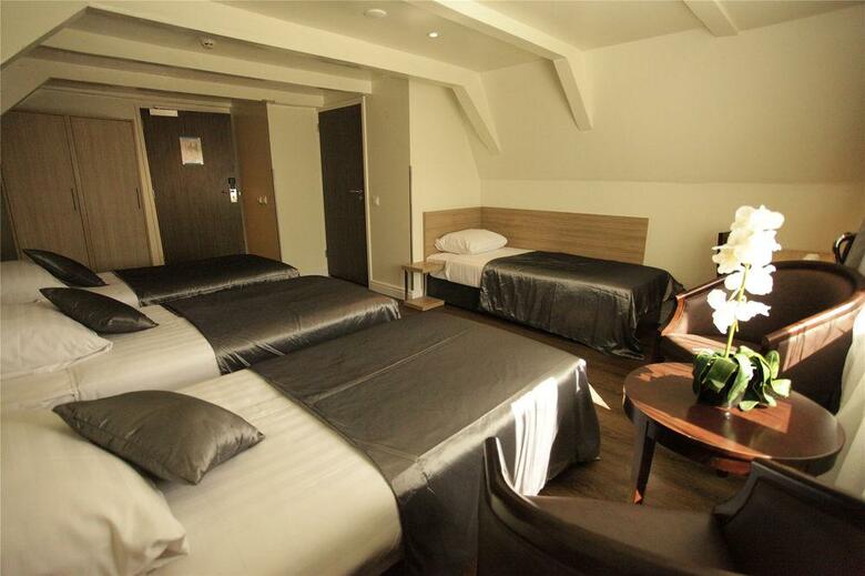 Hotel Library