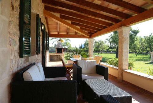 Villa Els Garrovers