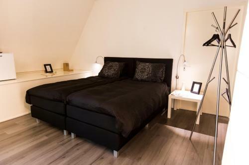 Bed & Breakfast Cuisinerie Mensinge With Dreams