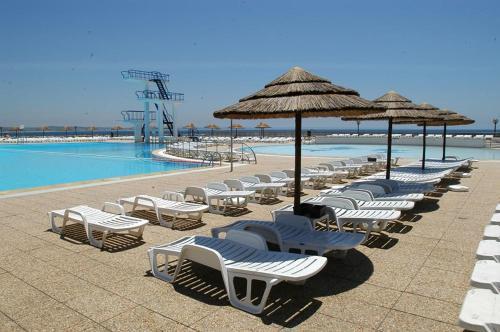 Apartamento At The Beach With A Private Garden