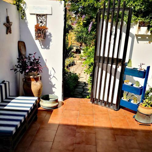 Hostal Guest House Villa Ziella