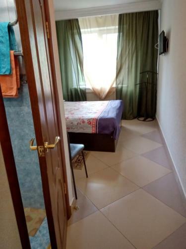 Hostal Rooms On Akademika Lavrentyeva 8