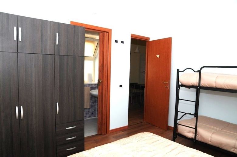 Hostal Oasi Puntese