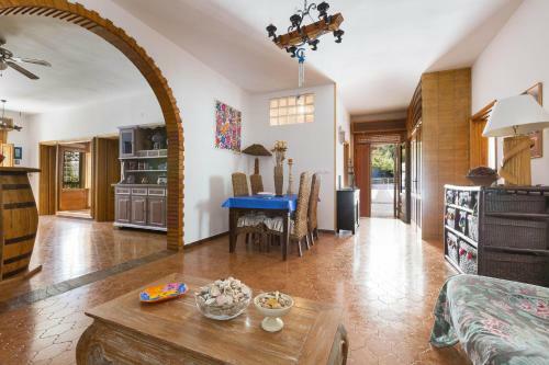 Villa La Lantana