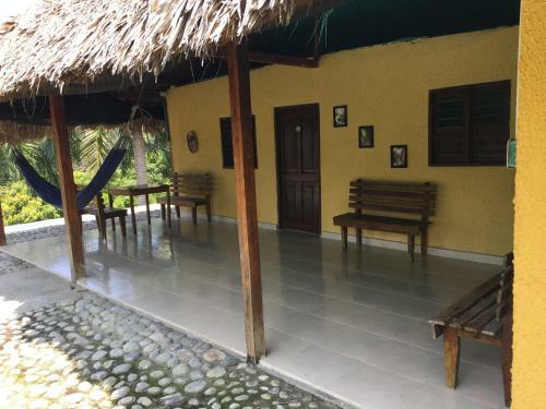 Posada Ecoturistica Palmares Del Rio