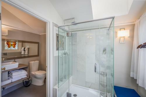 Bed & Breakfast Nantucket Whale Inn, Half Moon Bay