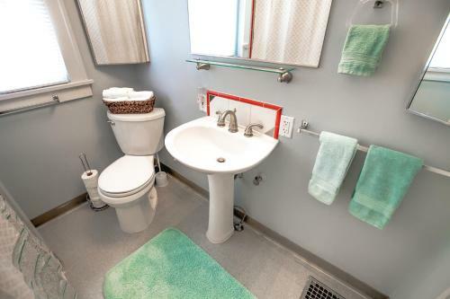 Hostal Portland Piedmont Guesthouse