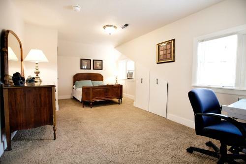 Hostal Portland Piedmont Guesthouse