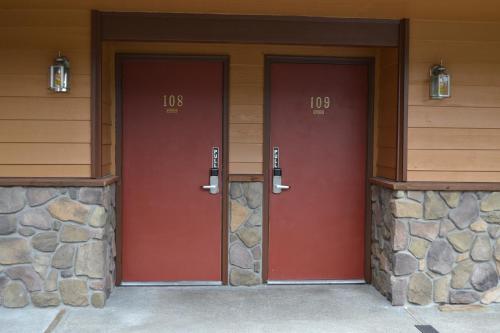 Motel Cowlitz River Lodge