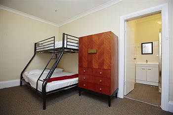 Hostal Home Backpackers