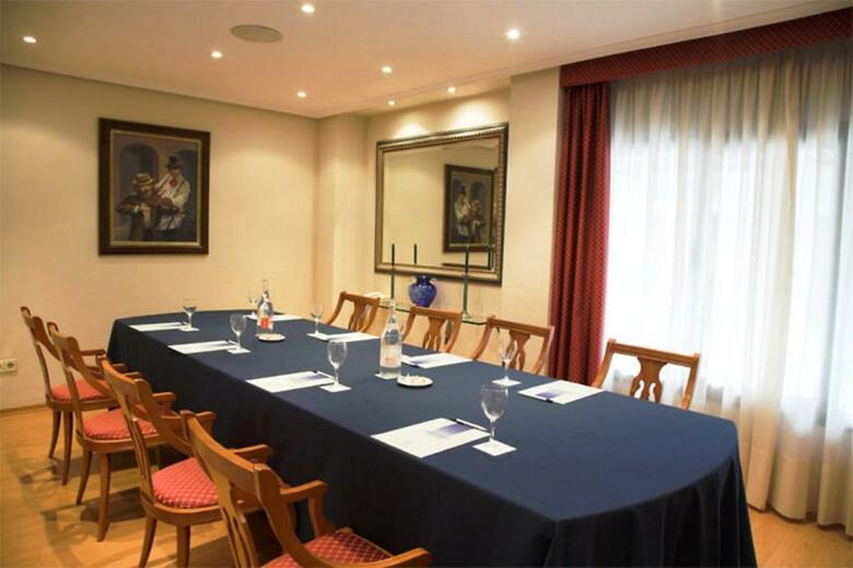 Hotel Albret