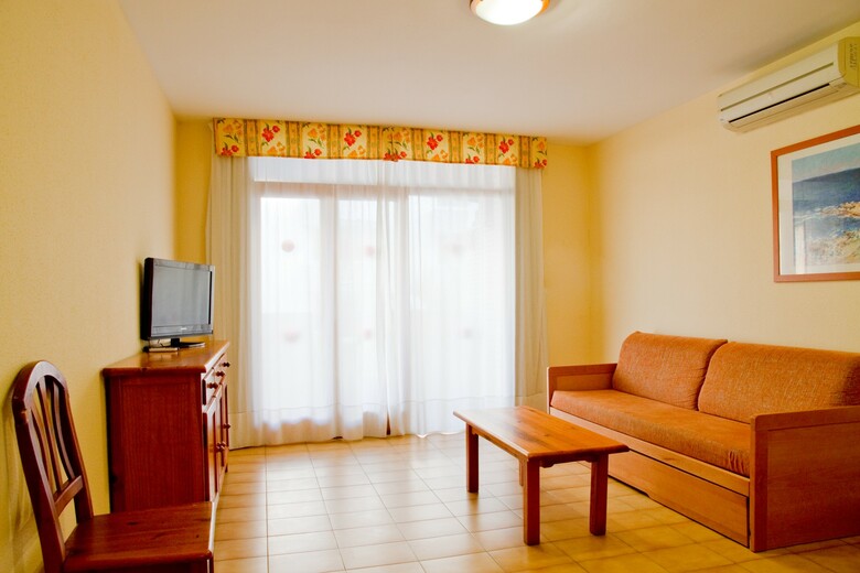 Villa Zahara / Azahar