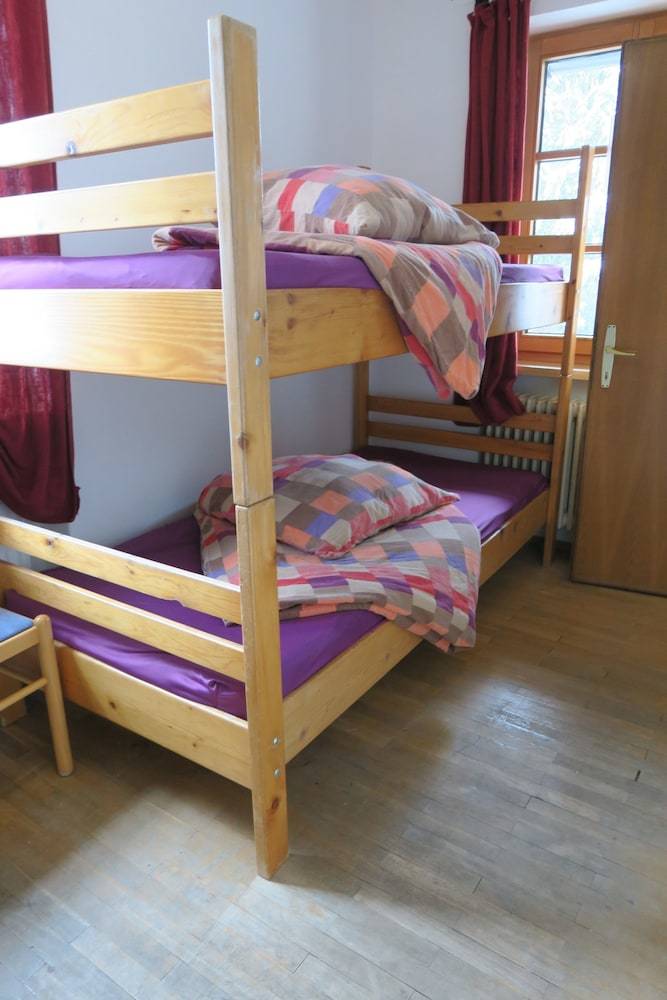 Hostal Snowbunnys Backpackers Hostel