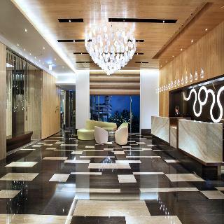 Park City Hotel Luzhou Taipei
