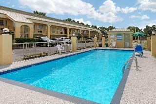 Hotel Quality Inn Mccomb