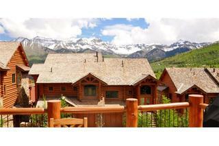 Villas At Tristant