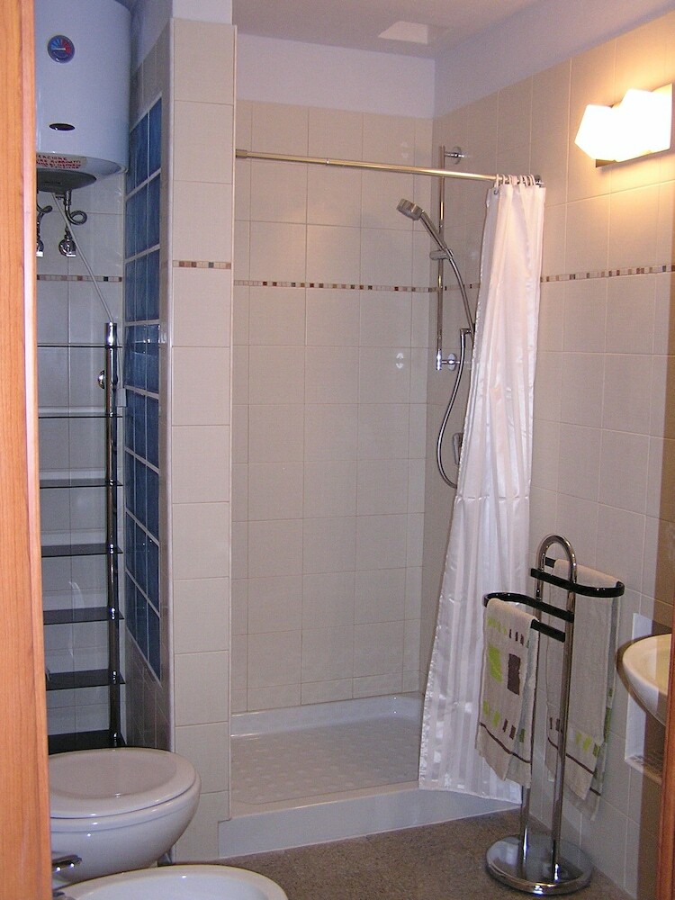 Art Transparent B&B
