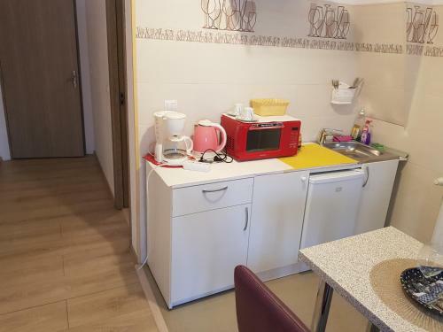 Georgiana Apartments