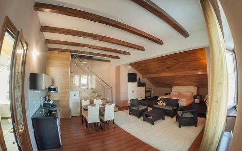 Hostal Saban Deluxe
