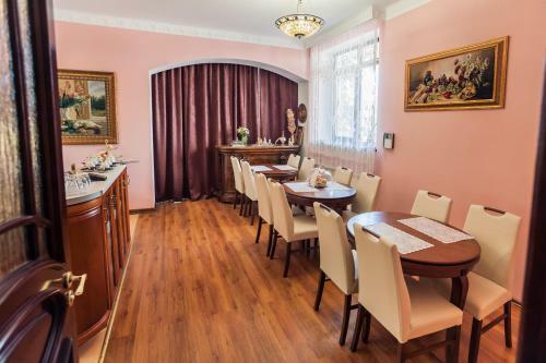 Hostal Saban Deluxe
