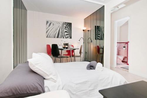 One Bedroom Apartment With Backyard - Brooklyn