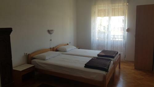 Apartment Paradiso