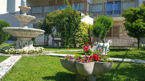 Apartment Paradiso