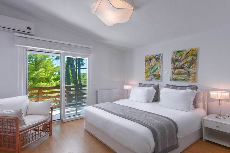 The White Villa At Sani