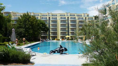 Oasis Laguna Apartments