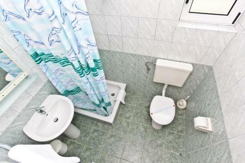 Hostal Triple Room Brela 6056a