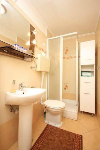Hostal Double Room Medveja 2305b