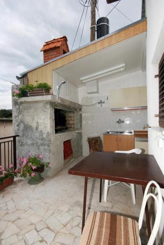 Hostal Double Room Novi Vinodolski 2350b