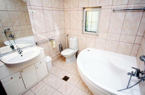 Hostal Double Room Supetarska Draga - Donja 5033a