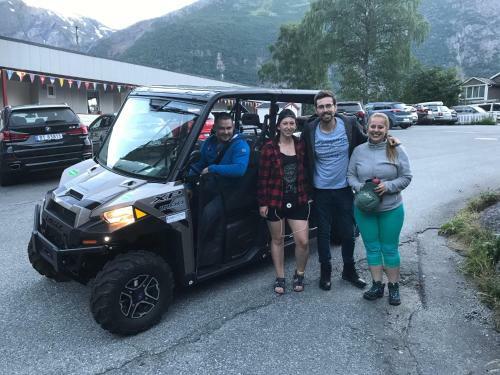 Apartamento Trolltunga Guesthouse