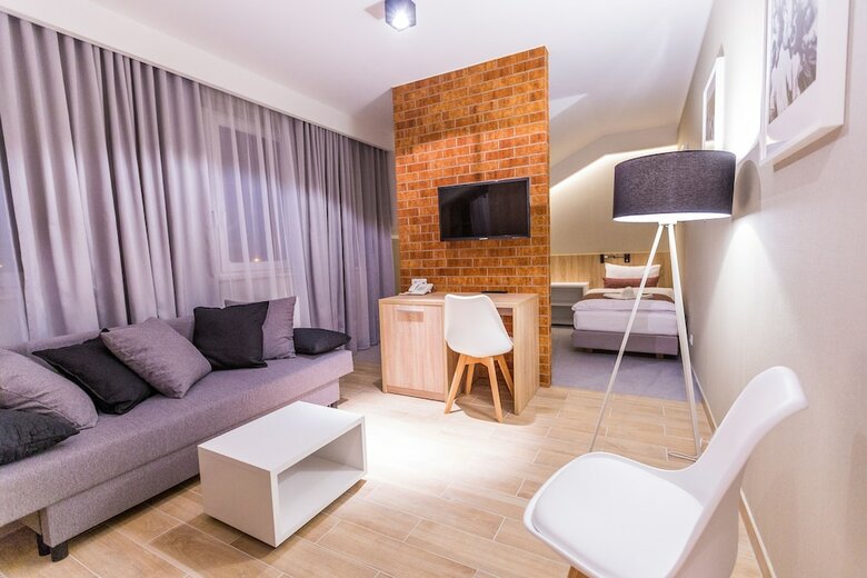 Hotel Falcon