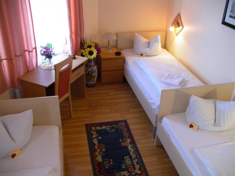 Hotel Garni Djaran