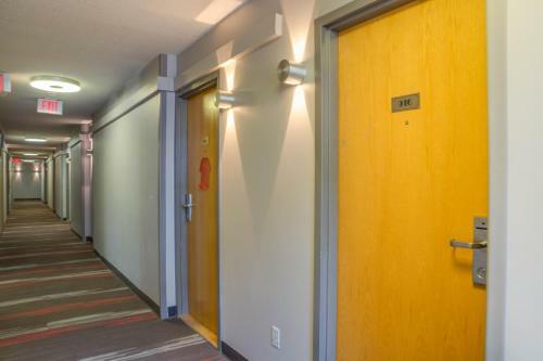 Hotel Ryerson University-international Living Learning Centre