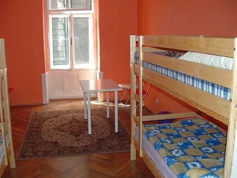 Hostal Ace Hostel