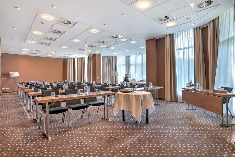 Radisson Blu Balmoral Hotel, Spa