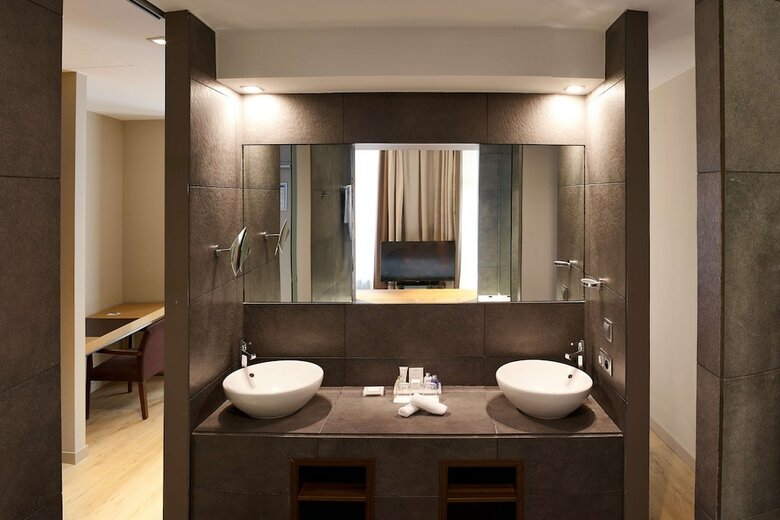 Radisson Blu Balmoral Hotel, Spa