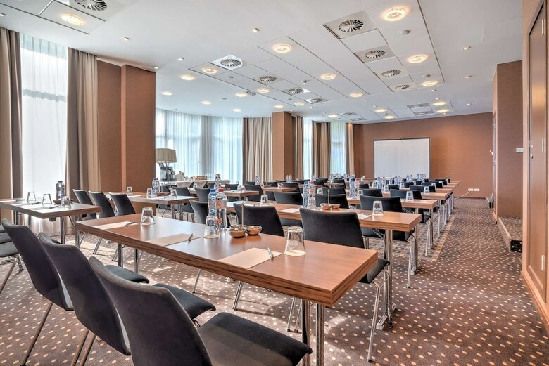 Radisson Blu Balmoral Hotel, Spa