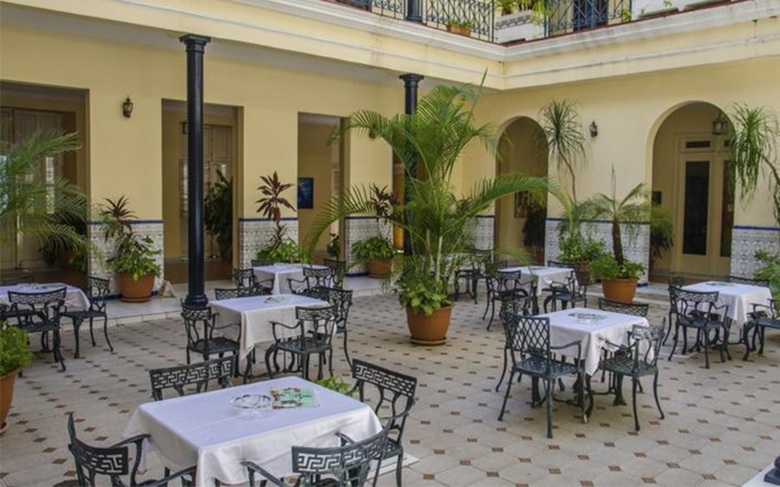 Hotel La Union Managed By Meli�