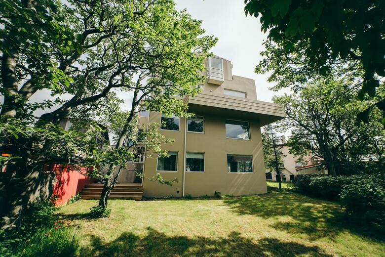 Hotel Home Luxury Apartments