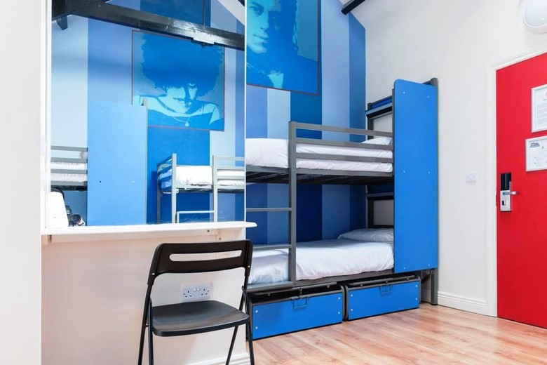 Hostal Sky Backpackers