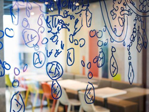 Hotel Ibis Budget Saint Quentin Yvelines - V�lodrome