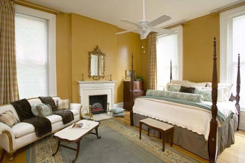 Dupont Mansion Historic Bed And Breakfast