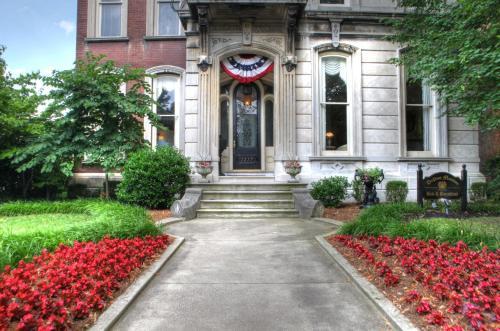 Dupont Mansion Historic Bed And Breakfast
