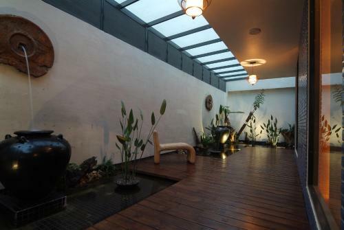 Xiadu Motel